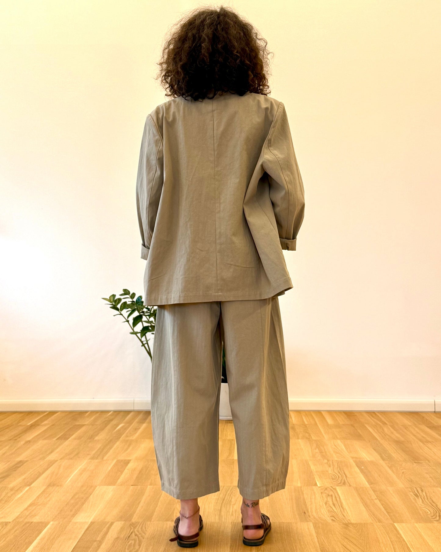 Completo giacca e pantalone salvia