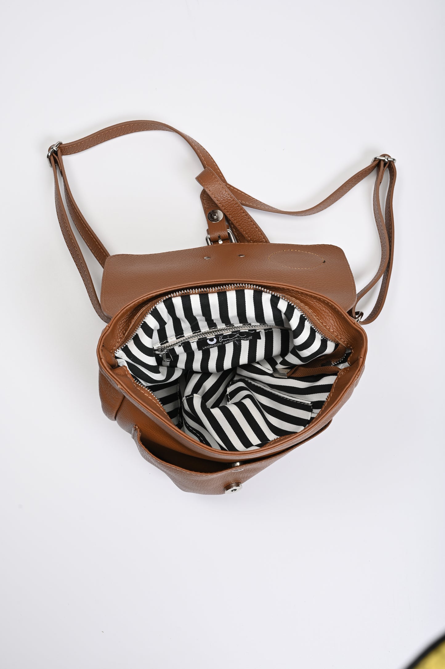 Zaino in pelle color tabacco